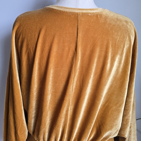 THML, Marigold Yellow Velvet Ruched Dolman Bishop Sleeve Blouse Top SZ Medium - Picture 7 of 11